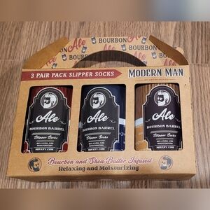 Bourbon Barrel Slipper Socks - Black, Red, Brown